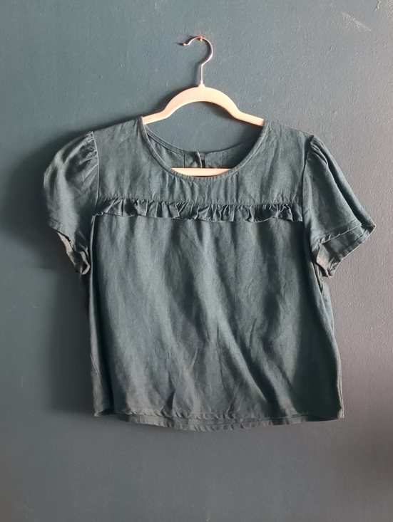 notPERFECTLINEN Tops - notPERFECTLINEN 100% Linen Cap Sleeve Ruffle Yoke Blouse - Teal Green